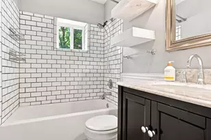947 Hart Rd, Columbus, OH 43223 - Photo 9