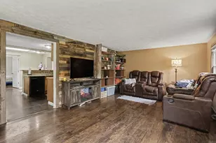 2806 Minerva Ave, Columbus, OH 43231 - Photo 3