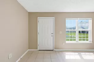 5395 Cypress Chase, Columbus, OH 43228 - Photo 3