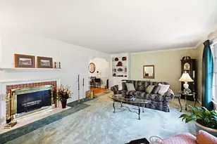 3836 Bickley Pl, Columbus, OH 43220 - Photo 13