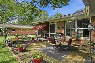 3836 Bickley Pl, Columbus, OH 43220 - Photo 13