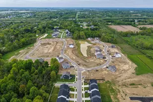 684 Fadley Loop E, Delaware, OH 43015 - Photo 13