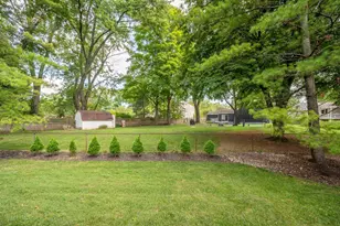 1664 Staffordshire Rd, Columbus, OH 43229 - Photo 9