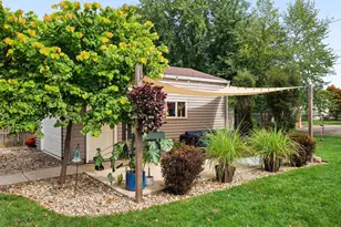 264 Carilla Ln, Columbus, OH 43228 - Photo 33