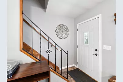 264 Carilla Lane, Columbus, OH 43228 - Photo 3