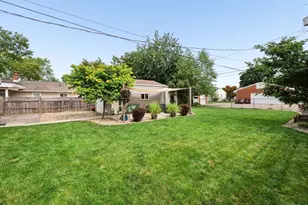 264 Carilla Ln, Columbus, OH 43228 - Photo 39