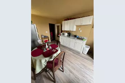 215 W Mound Street, Circleville, OH 43113 - Photo 3
