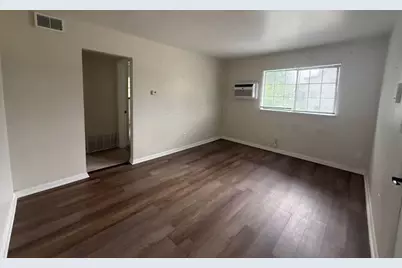 221 Dana Avenue, Columbus, OH 43223 - Photo 7