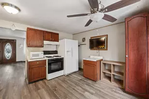 2284 Kinderly Dr, Columbus, OH 43232 - Photo 11