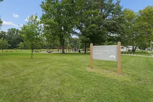2284 Kinderly Dr, Columbus, OH 43232 - Photo 35