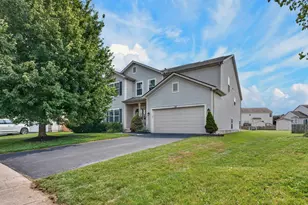 183 Cherry Tree Ln, Commercial Point, OH 43116 - Photo 1
