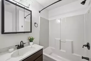 1361 City Park Ave, Columbus, OH 43207 - Photo 13