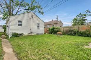 1683 Lexington Ave, Columbus, OH 43211 - Photo 29
