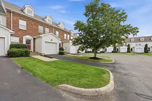 1074 Marsala Ave, Columbus, OH 43228 - Photo 3