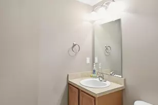 1074 Marsala Ave, Columbus, OH 43228 - Photo 19