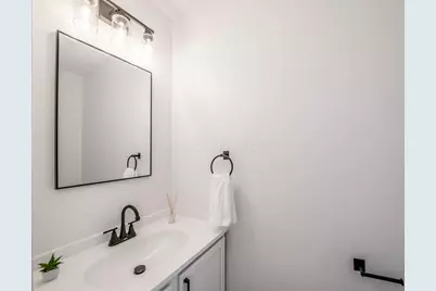 2071 Asher Court, Columbus, OH 43223 - Photo 13