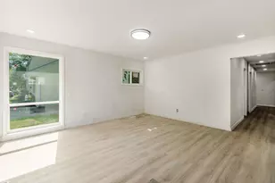 2263 Dawnlight Ave, Columbus, OH 43211 - Photo 3