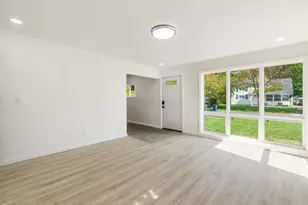 2263 Dawnlight Ave, Columbus, OH 43211 - Photo 5