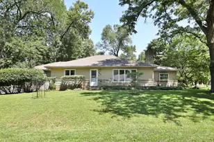 306 Pinney Dr, Worthington, OH 43085 - Photo 1