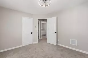135 N Powell Ave, Columbus, OH 43204 - Photo 27
