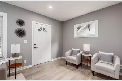 135 N Powell Avenue, Columbus, OH 43204 - Photo 5
