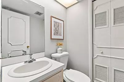 3600 Reed Road #8, Upper Arlington, OH 43220 - Photo 15