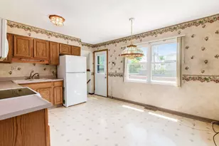 1905 Dandridge Dr, Columbus, OH 43229 - Photo 9