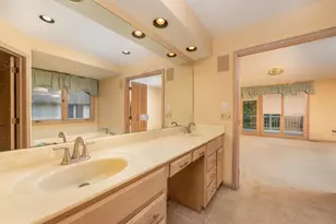 451 Valleyview Ct, Westerville, OH 43081 - Photo 11