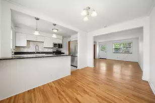 1775 Northwest Ct, Columbus, OH 43212 - Photo 1