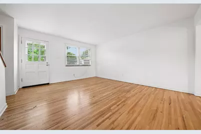 1775 Northwest Court #E/109, Columbus, OH 43212 - Photo 9