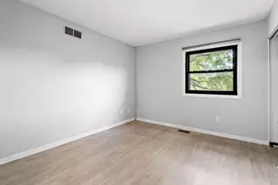 445 Hawthorne Pl, Reynoldsburg, OH 43068 - Photo 15