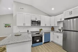 1240 Manor Dr, Columbus, OH 43232 - Photo 27