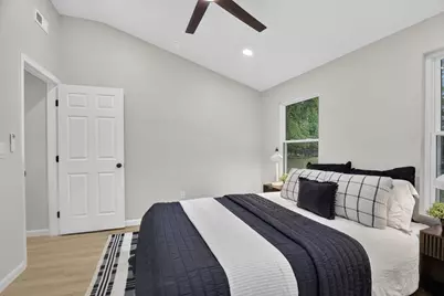 1240 Manor Drive, Columbus, OH 43232 - Photo 35