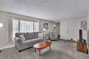 2833 Sunset View Ct, Columbus, OH 43207 - Photo 5