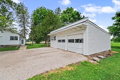 820 W Perry Street, Bucyrus, OH 44820 - Photo 33