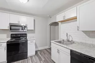 490 E Markison Ave, Columbus, OH 43207 - Photo 13