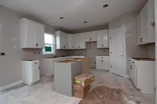 7931 Collins Dr, Reynoldsburg, OH 43068 - Photo 5