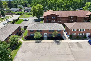 1017-1025 Folkestone Rd, Columbus, OH 43220 - Photo 19