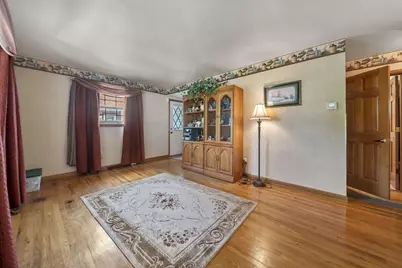 400 Maple Drive, Columbus, OH 43228 - Photo 9