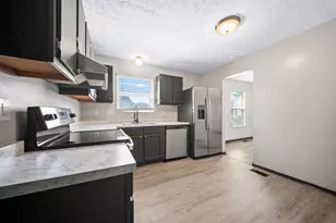 6859 Bennell Dr, Reynoldsburg, OH 43068 - Photo 9