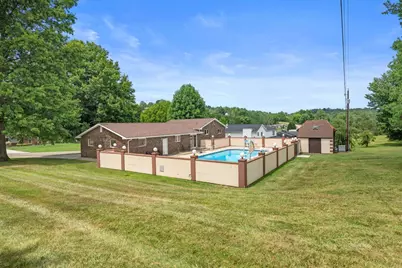 76 Debbie Drive, Gallipolis, OH 45631 - Photo 5