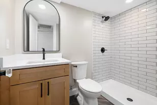 1760 Bedford Rd, Columbus, OH 43212 - Photo 37