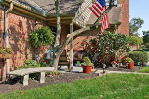 884 Village Brook Way, Columbus, OH 43235 - Photo 3