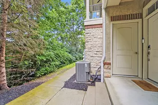 2403 Keep Place, Columbus, OH 43204 - Photo 9