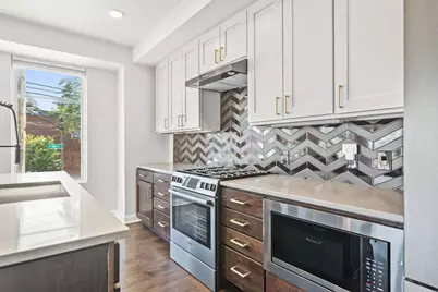 207 E 5th Avenue, Columbus, OH 43201 - Photo 9