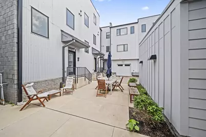 207 E 5th Avenue, Columbus, OH 43201 - Photo 29