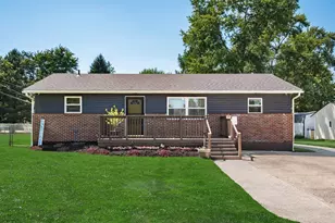 4530 N Bank Rd, Buckeye Lake, OH 43008 - Photo 1