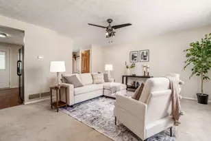 3358 Fontaine Rd, Columbus, OH 43232 - Photo 5
