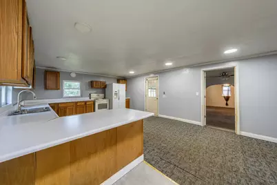 512 N Grand Avenue, Marion, OH 43302 - Photo 17