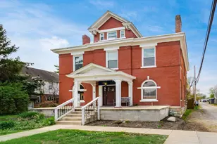 797 N Nelson Rd, Columbus, OH 43219 - Photo 3